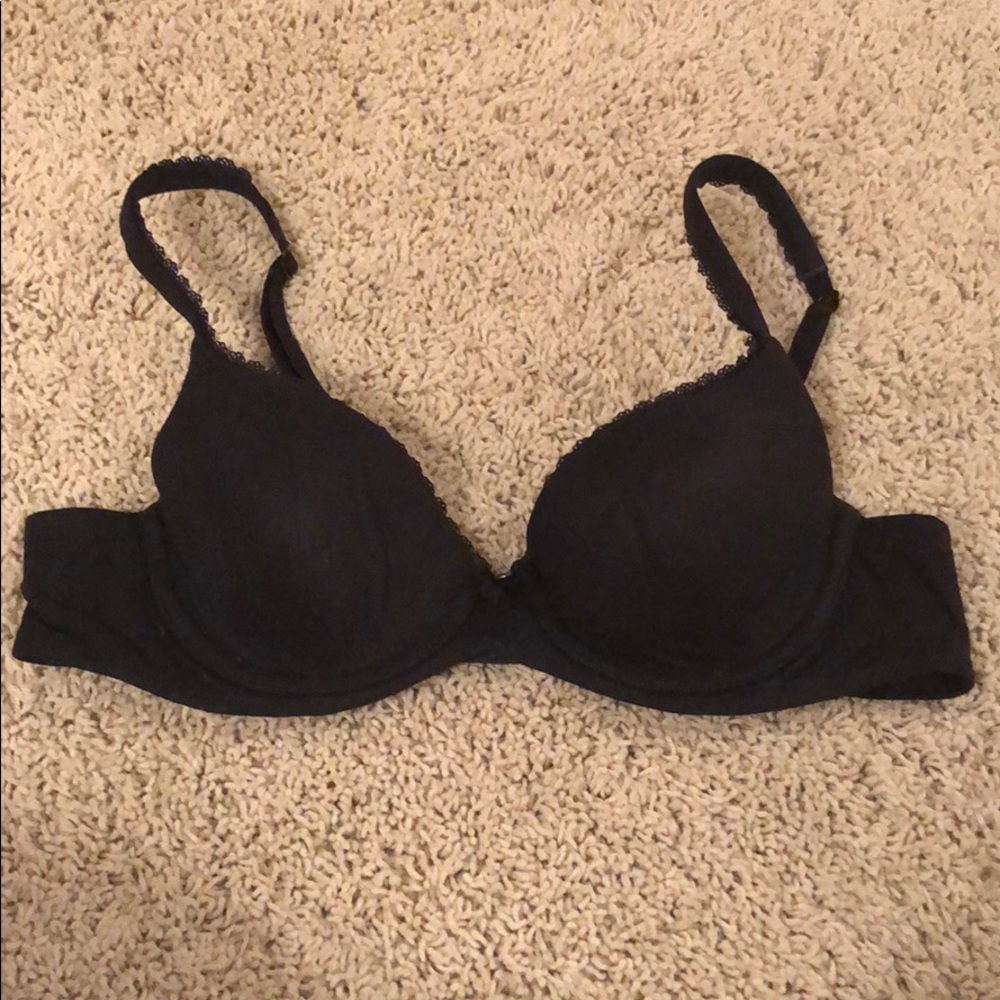 VS Bra
